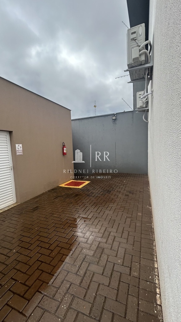 residential-/-sobrado-3-quartos-103m2-conjunto-habitacional-santiago-ii-londrina-pr